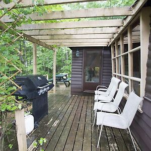 Deluxe Two-Bedroom Cottage Lake View
